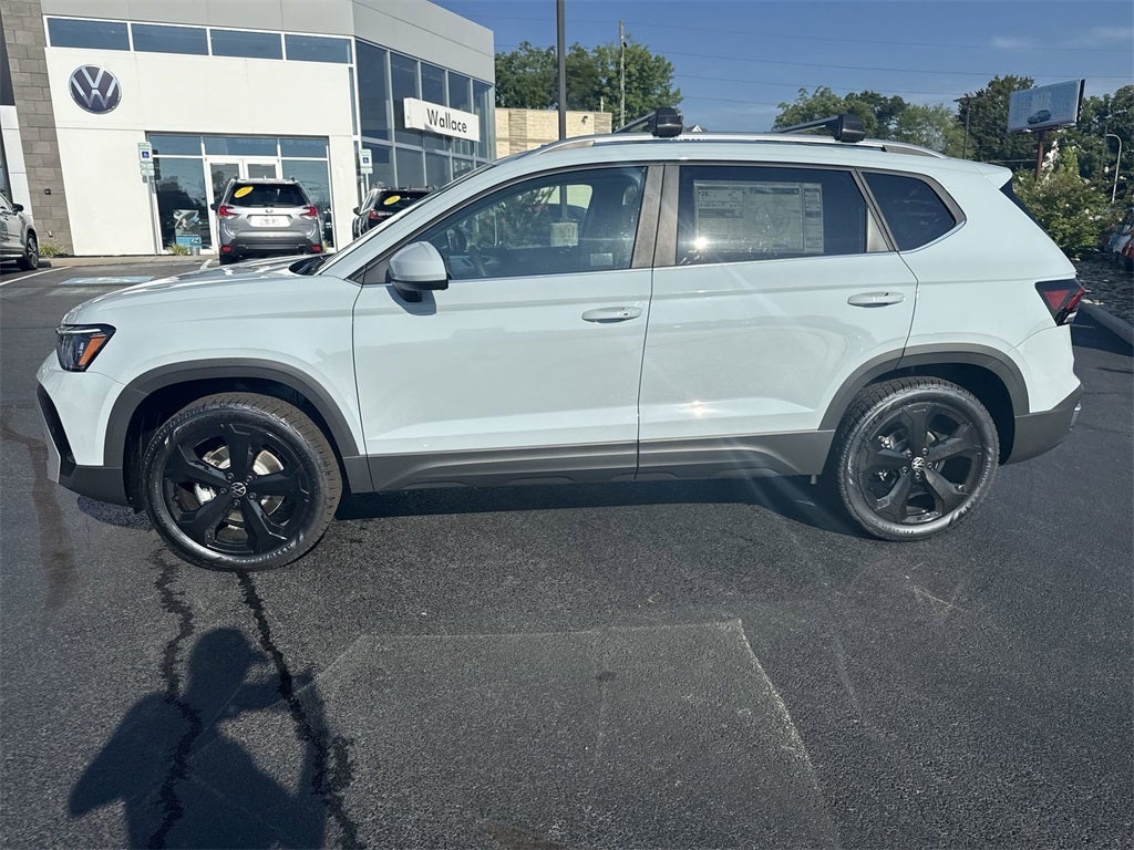 2025 Volkswagen Taos 1.5T SEL