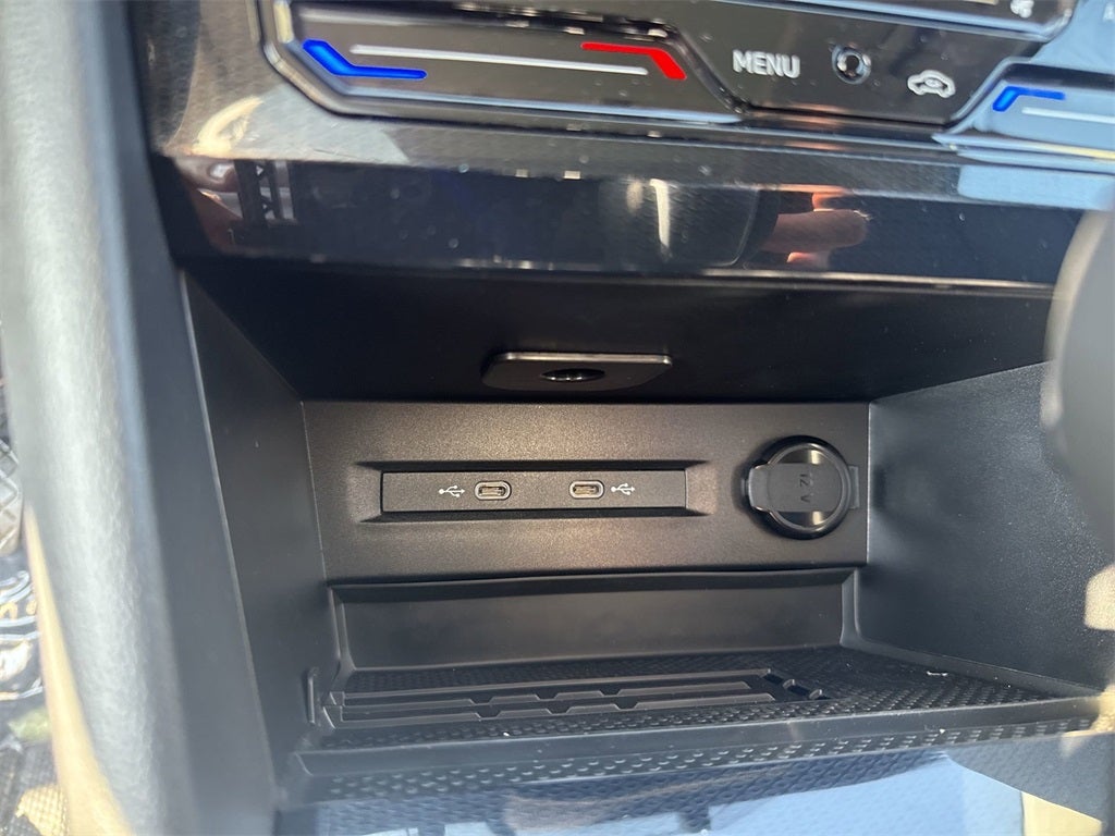 2025 Volkswagen Taos 1.5T SEL