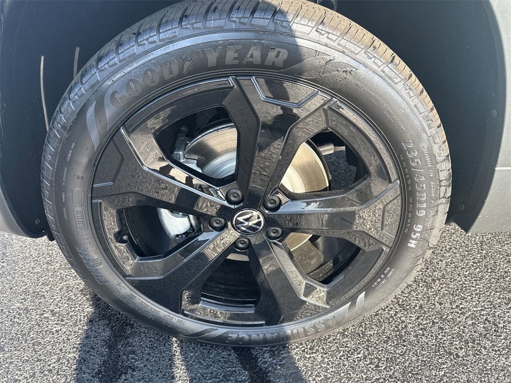 2025 Volkswagen Taos 1.5T SEL