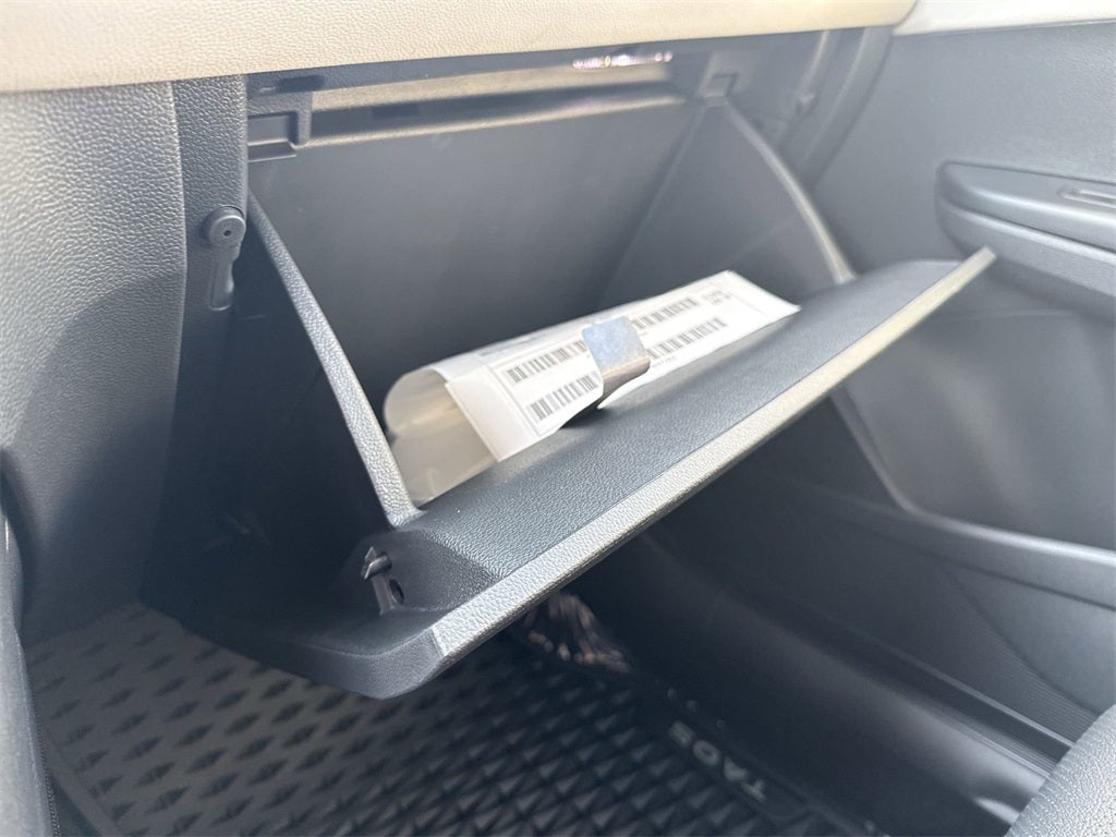 2025 Volkswagen Taos 1.5T SEL