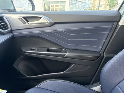 2027 Volkswagen Taos 1.5T SEL