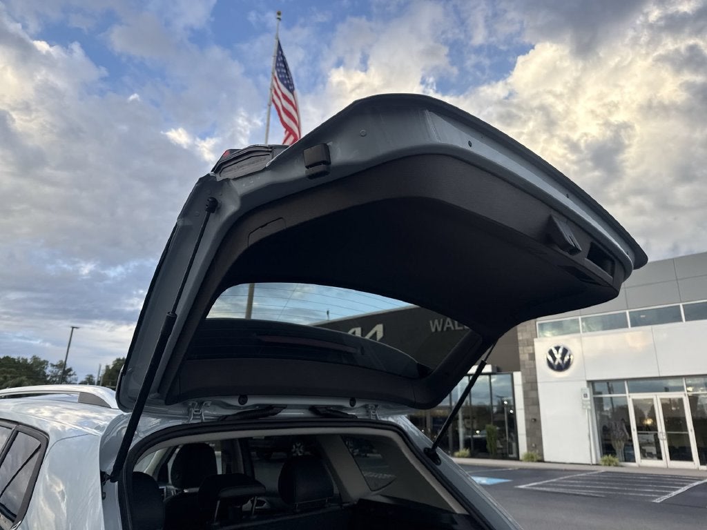 2027 Volkswagen Taos 1.5T SEL