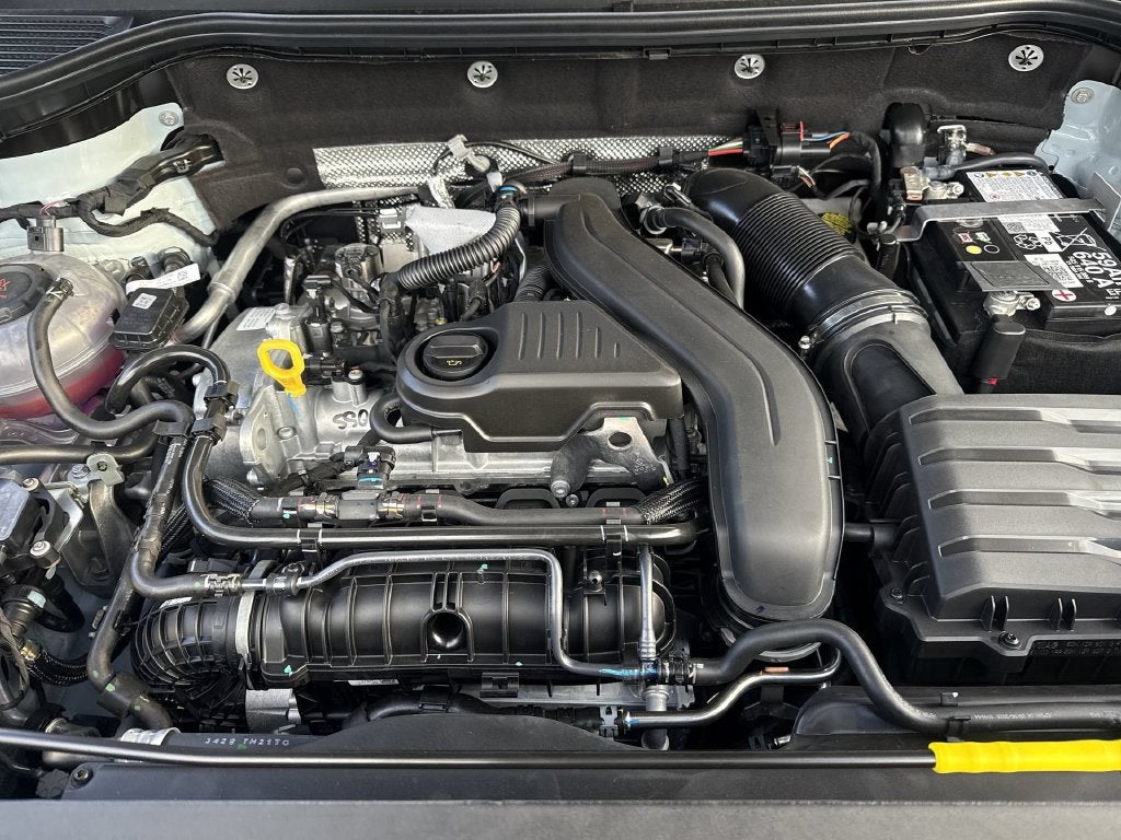 2027 Volkswagen Taos 1.5T SE