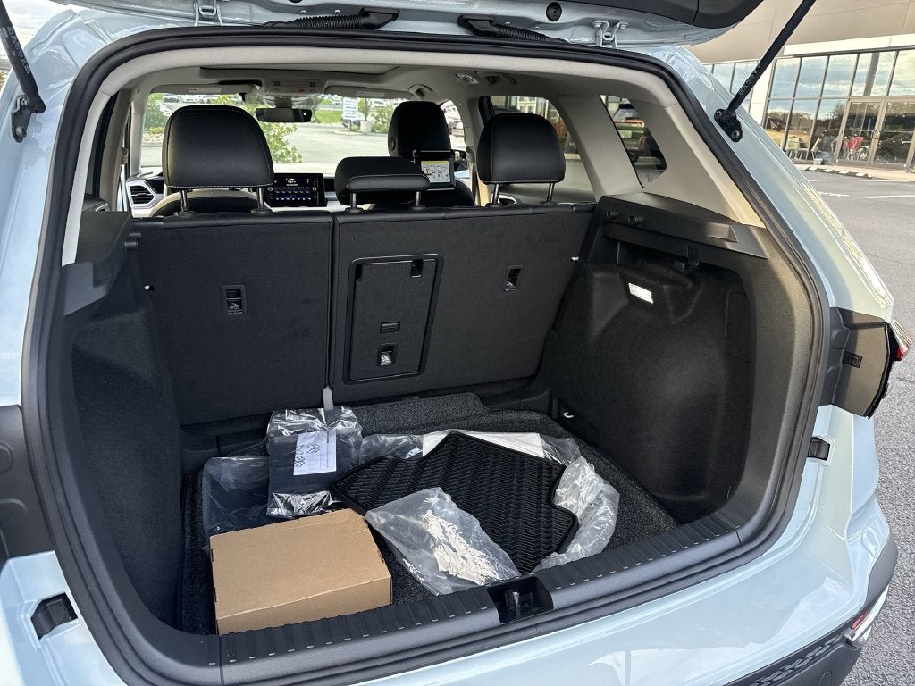 2027 Volkswagen Taos 1.5T SE