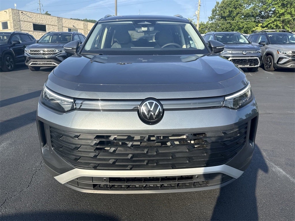 2025 Volkswagen Tiguan 2.0T SE