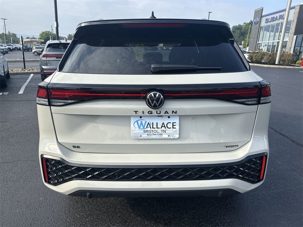 2025 Volkswagen Tiguan 2.0T SE R-Line Black