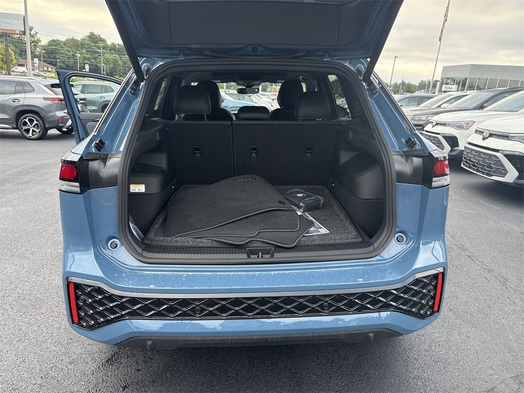 2025 Volkswagen Tiguan 2.0T SE R-Line Black