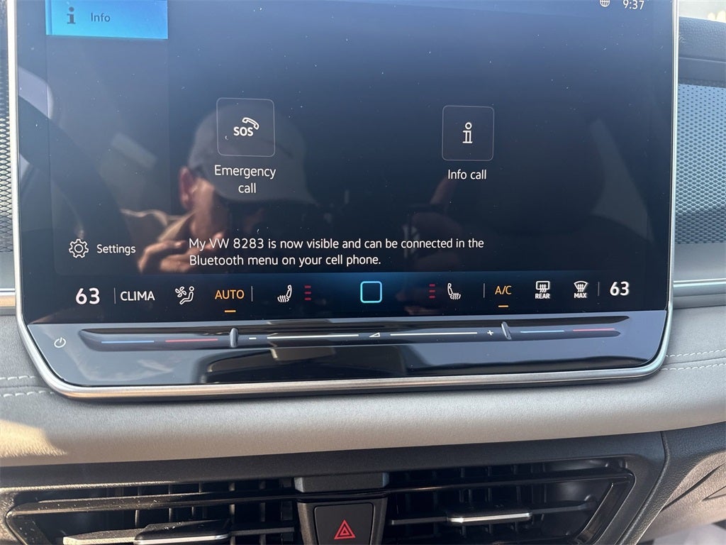 2025 Volkswagen Tiguan 2.0T SE