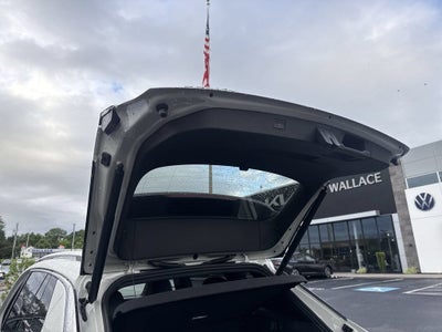 2026 Volkswagen Tiguan 2.0T SEL R-Line