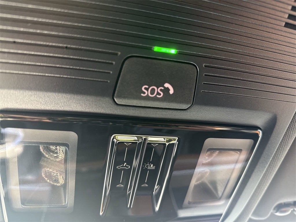 2026 Volkswagen Tiguan 2.0T SEL