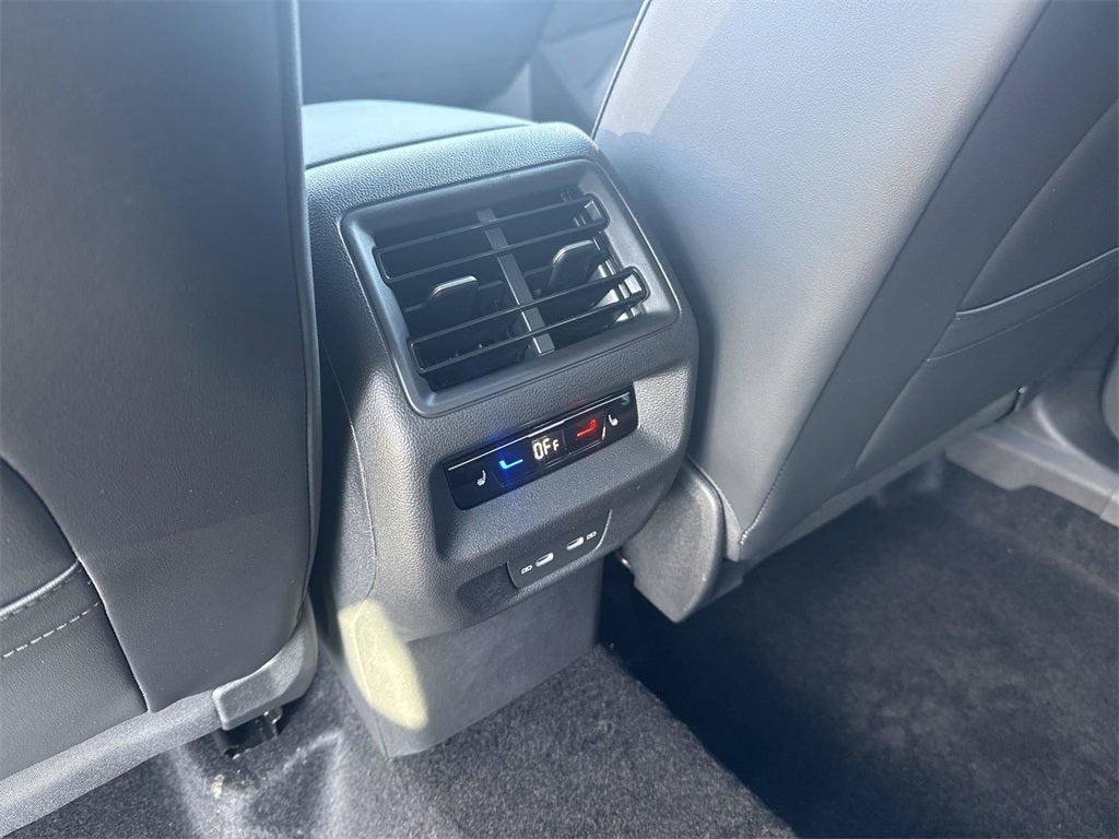 2026 Volkswagen Tiguan 2.0T SEL