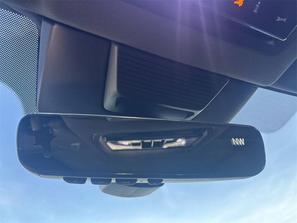 2026 Volkswagen Tiguan 2.0T SEL