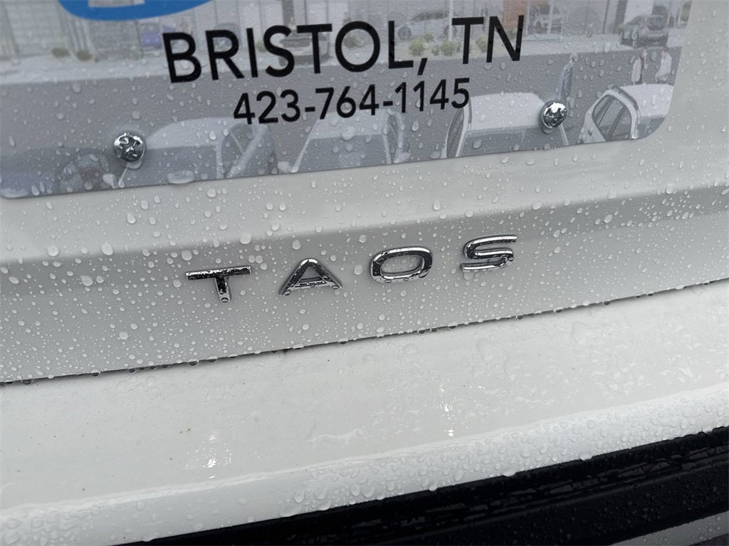 2025 Volkswagen Taos 1.5T SE