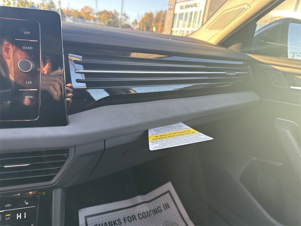 2025 Volkswagen Jetta 1.5T SE