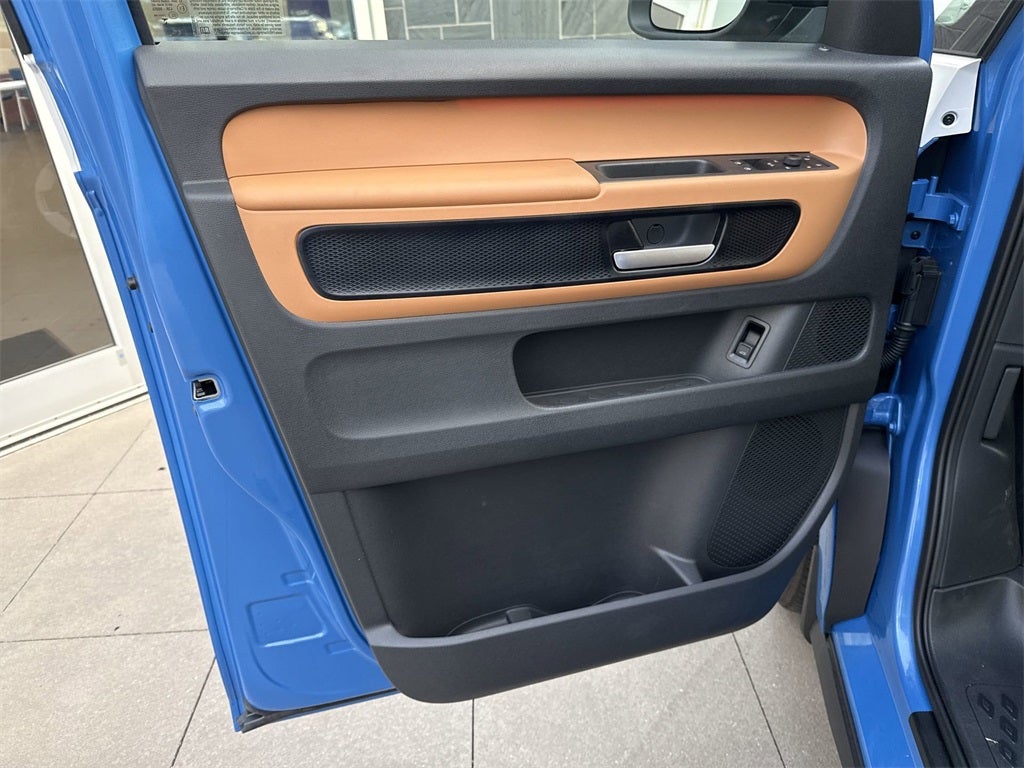 2025 Volkswagen ID. Buzz Pro S Plus