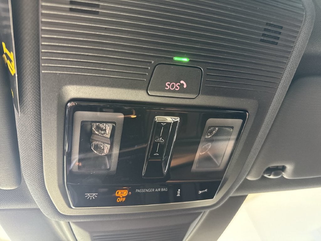 2026 Volkswagen Golf R Base