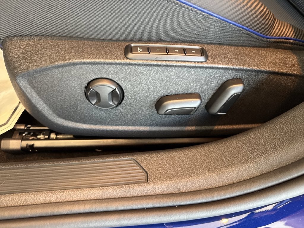 2026 Volkswagen Golf R Base