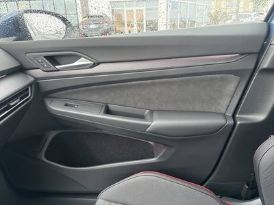 2026 Volkswagen Golf GTI SE